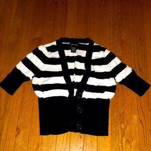 Sweater Project Black/White Striped Crop Length w/ 3/4 length sleeves Size Large